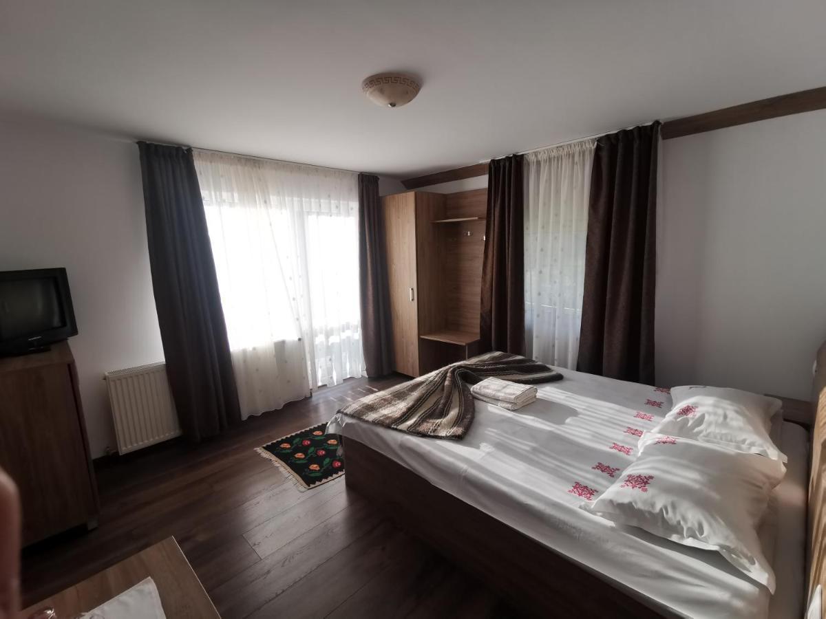 Ograda De La Munte Villa Bran  Buitenkant foto
