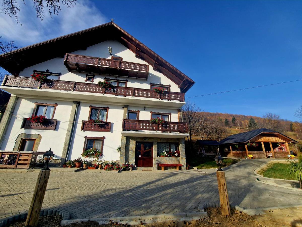 Ograda De La Munte Villa Bran  Buitenkant foto